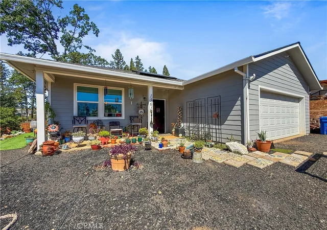 Photo 2 of Single family home for sale at 1561 Henson Rd, Paradise, CA 95969 | MLS# OR26071498 | Listing updated on 2026-05-13
