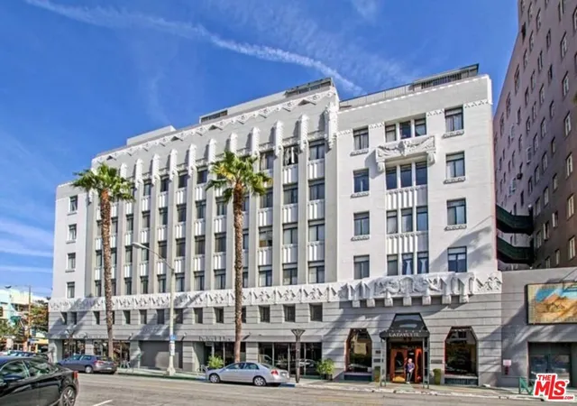 Homes for sale in Long Beach, CA | 140 Linden Ave, Long Beach, CA 90802