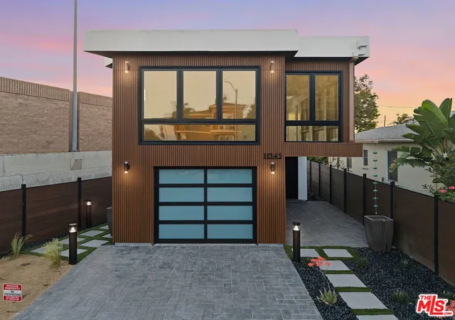 1st image of 11345 Youngworth St, Culver City, CA 90230 | MLS# 26678799