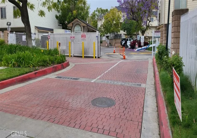 Photo 2 of Sale Pending at 11150 Glenoaks Blvd #223, Pacoima, CA 91331 | MLS# DW26073937 | Listing updated on 2026-10-02