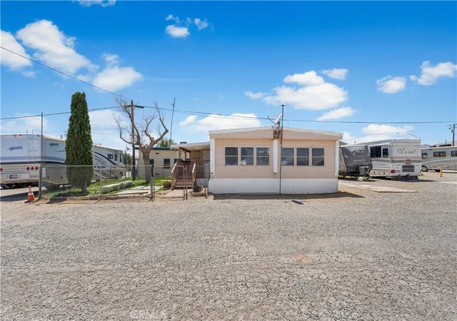 Homes for sale in Mojave, CA | 2121 Nadeau #C-1, Mojave, CA 93501 | MLS# SR26069331