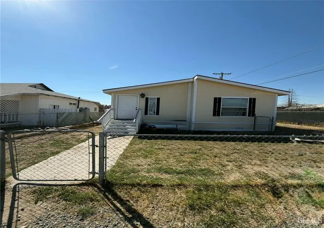 Homes for sale in Taft, CA | 473 Cedar, Taft, CA 93268 | MLS# SR26074922