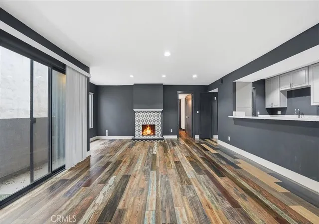 3rd image of 1940 N Highland #17, Los Angeles, CA 90068 | MLS# SB26074845