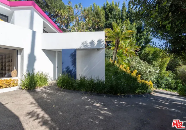 Photo 3 of Single family home for sale at 2034 Outpost Dr, Los Angeles, CA 90068 | MLS# 26673739 | Listing updated on 2026-07-14