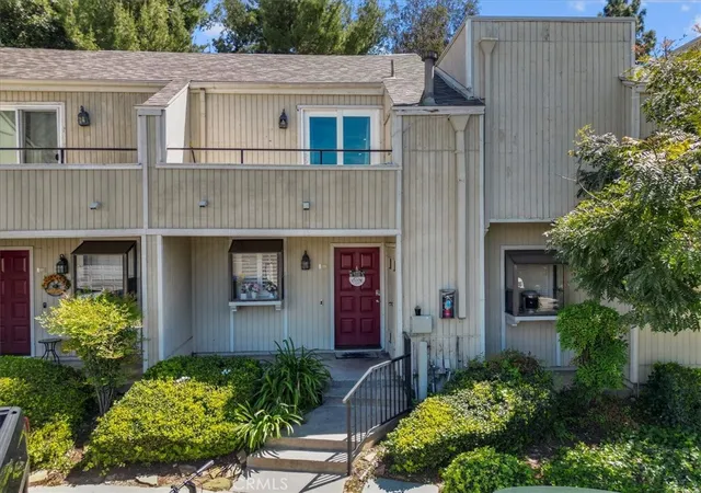 3rd image of 640 Sycamore, Claremont, CA 91711 | MLS# DW26074911