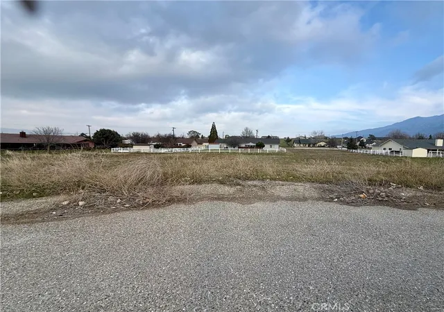 Photo 1 of Land for sale at 0 Burlingame Ct, Tehachapi, CA 93561 | MLS# PI26075004 | Listing updated on 2026-04-08