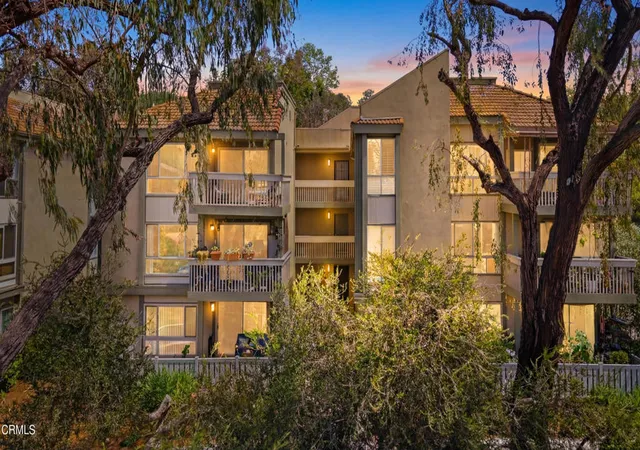 Photo 1 of Condo for sale at 254 Sequoia Ct #33, Thousand Oaks, CA 91360 | MLS# V1-35650 | Listing updated on 2026-09-29