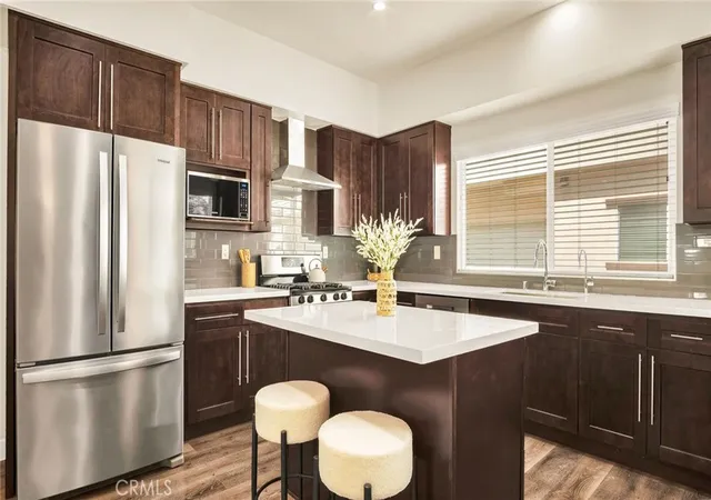 2nd image of 9237 Wakefield Ave #11, Panorama City, CA 91402 | MLS# SR26068580