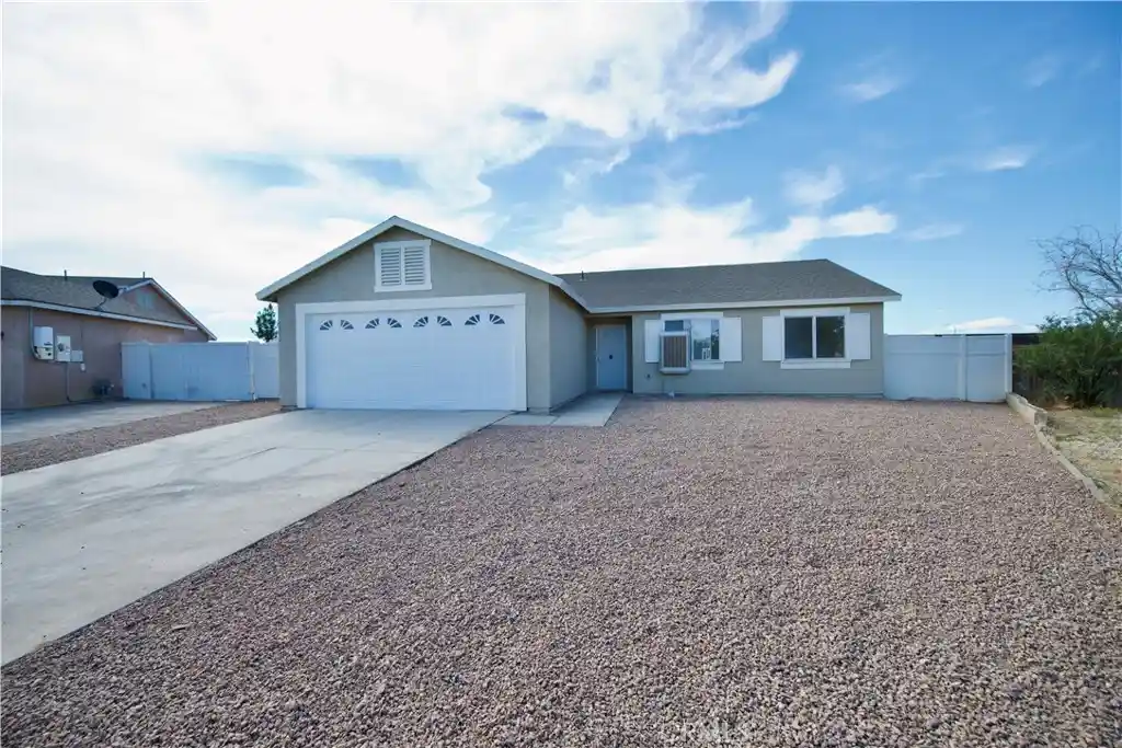 Single family home for sale at 17816 Tahoe Ct, Adelanto, CA 92301 | MLS# PW26075171