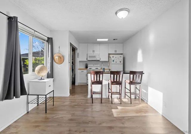 5th image of 12156 Wintergreen Dr, Lakeside, CA 92040