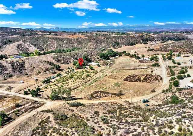 2nd image of 39145 Calle Cordova, Temecula, CA 92592 | MLS# OC26075280