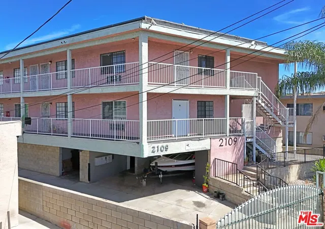 2nd image of 2109 Manitou Ave, Los Angeles, CA 90031 | MLS# 26682175