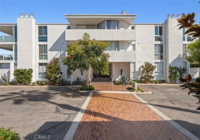 Homes for sale in Corona Del Mar, CA | 775 Avocado, Corona Del Mar, CA 92625 | MLS# NP26075252