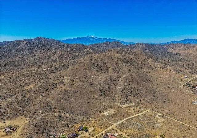Homes for sale in Yucca Valley, CA | 58205 Santa Barbara Dr, Yucca Valley, CA 92284 | MLS# JT26075327
