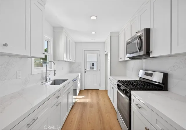 5th image of 155 Pasadena, Tustin, CA 92780 | MLS# PW26075310
