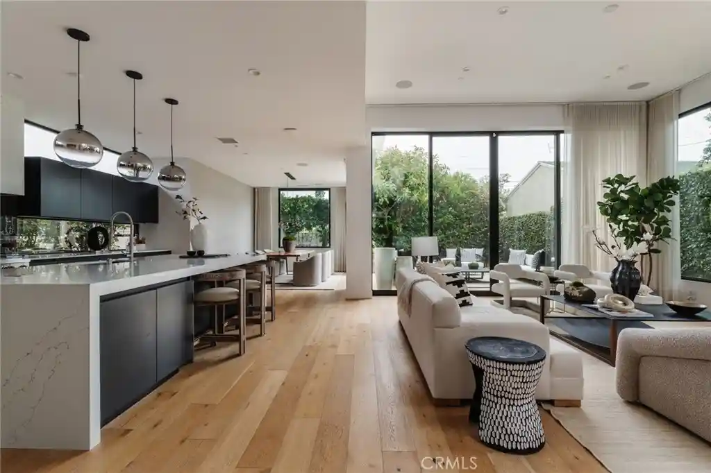 Photo 1 of Single family home for sale at 7200 Kentwood Ave, Los Angeles, CA 90045 | MLS# SB26071462 | Listing updated on 2026-07-27