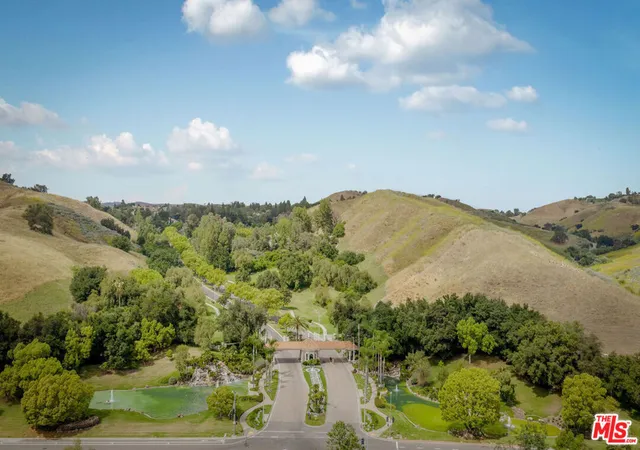 Homes for sale in Calabasas, CA | 25532 Gaylord Ct, Calabasas, CA 91302 | MLS# 26671797