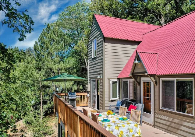 Photo 3 of Single family home for sale at 177 Craghill, Cedar Glen, CA 92321 | MLS# HD26070055 | Listing updated on 2026-10-02