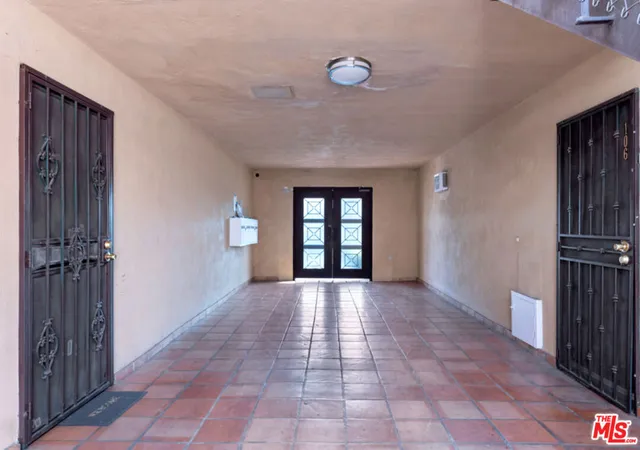 image of 729 Raleigh St, Glendale, CA 91205 | MLS# 26671833
