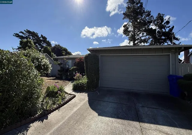 Photo 2 of Single family home for sale at 2860 Sargent Ave, San Pablo, CA 94806 | MLS# 41130099 | Listing updated on 2026-10-02