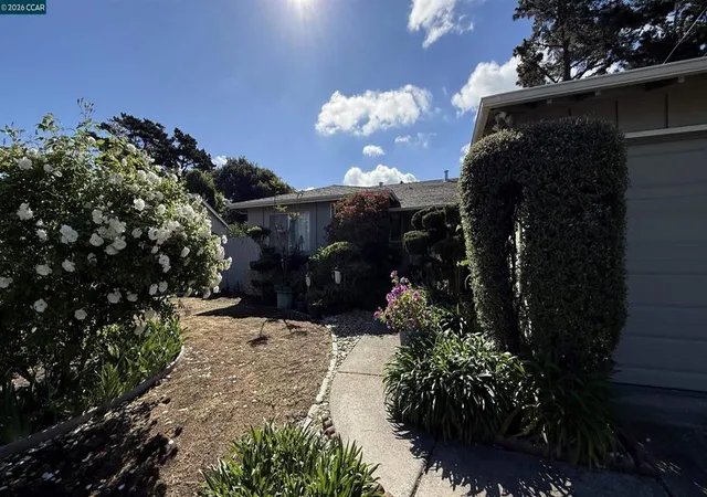 Photo 3 of Single family home for sale at 2860 Sargent Ave, San Pablo, CA 94806 | MLS# 41130099 | Listing updated on 2026-10-02