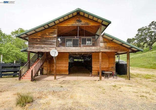 4th image of 6115 Morgan Territory Rd, Clayton, CA 94517 | MLS# 41130102