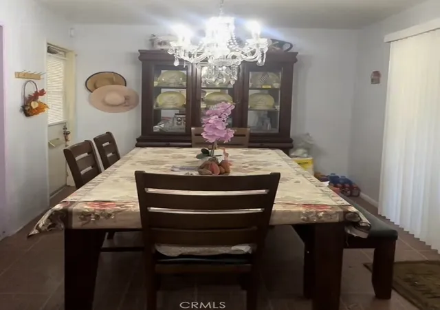 3rd image of 913 Cherry Hills Dr, Bakersfield, CA 93309 | MLS# SR26075527