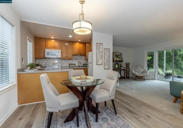 Homes for sale in Walnut Creek, CA | 3152 Ptarmigan Dr #2, Walnut Creek, CA 94595 | MLS# 41130119