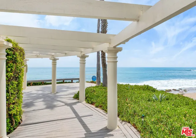 Homes for sale in Malibu, CA | 26666 Seagull Wy #C107, Malibu, CA 90265 | MLS# 26681303