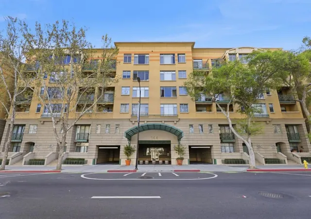 2nd image of 144 S 3rd St #607, San Jose, CA 95112 | MLS# ML82042123