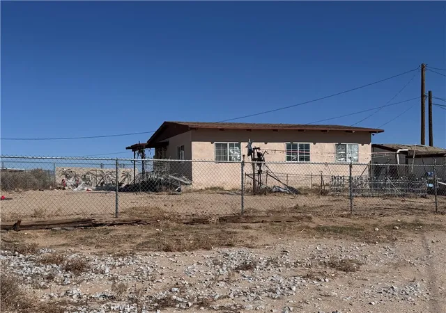 Photo 2 of Multi family home for sale at 25617 Jasper Rd, Barstow, CA 92311 | MLS# HD26075676 | Listing updated on 2026-10-07