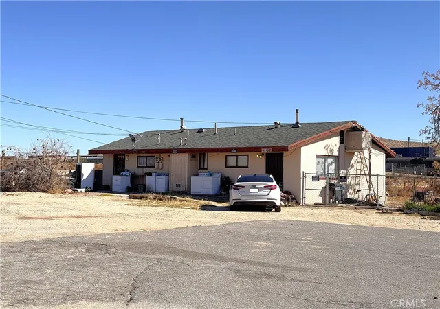 3rd image of 25617 Jasper Rd, Barstow, CA 92311 | MLS# HD26075676