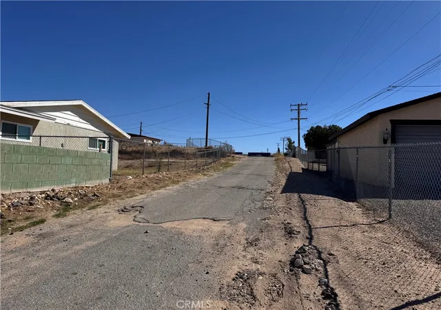 6th image of 25617 Jasper Rd, Barstow, CA 92311 | MLS# HD26075676