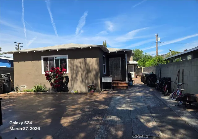Photo 2 of Single family home for sale at 1629 West 19th, Long Beach, CA 90810 | MLS# CV26070159 | Listing updated on 2026-06-13