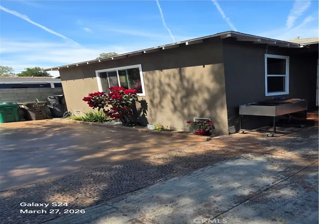Photo 3 of Single family home for sale at 1629 West 19th, Long Beach, CA 90810 | MLS# CV26070159 | Listing updated on 2026-06-13
