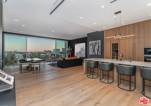 Homes for sale in Los Angeles, CA | 8899 Beverly Blvd #9D, Los Angeles, CA 90048 | MLS# 26676343