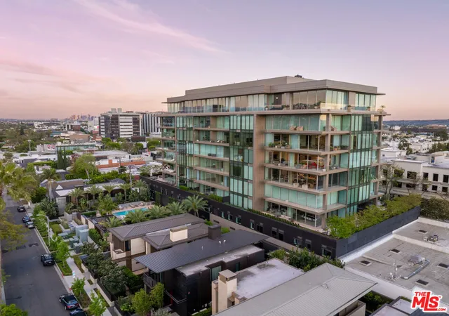 Homes for sale in Los Angeles, CA | 8899 Beverly Boulevard, Los Angeles, CA 90048 | Houzeo