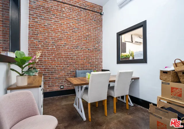 22nd image of 1645 W 48th St, Los Angeles, CA 90062 | MLS# 26685067