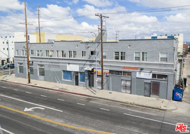 3rd image of 1645 W 48Th St, Los Angeles, CA 90062 | MLS# 26685067
