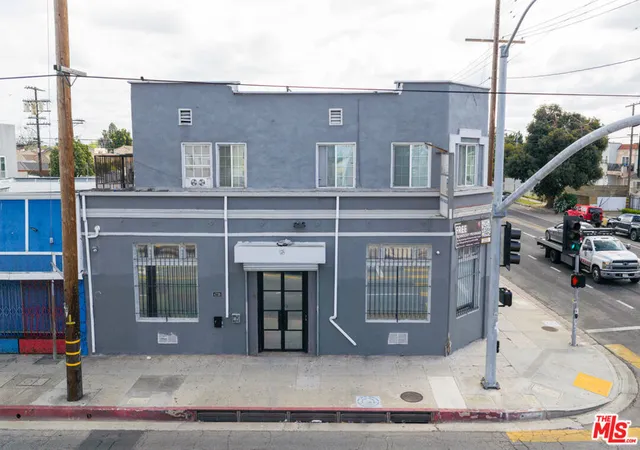 4th image of 1645 W 48Th St, Los Angeles, CA 90062 | MLS# 26685067