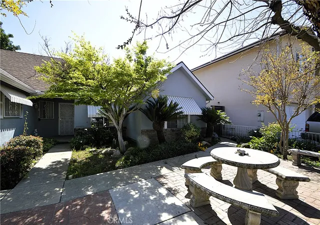 Homes for sale in Fresno, CA | 2037 E Decatur, Fresno, CA 93720 | MLS# FR26061982