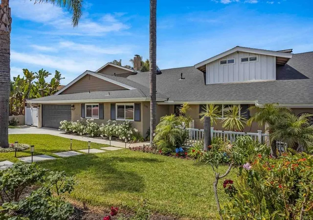 Photo 4 of Single family home for sale at 2203 Cameo Rd, Carlsbad, CA 92008 | MLS# NDP2603375 | Listing updated on 2026-07-06