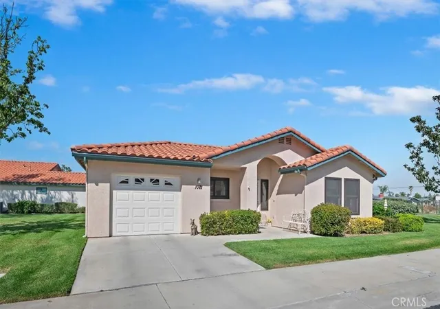 Photo 3 of Sale Pending at 1071 Claire, Hemet, CA 92545 | MLS# IG26075671 | Listing updated on 2026-07-07