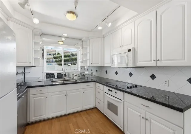 Photo 3 of Condo for sale at 29641 S Western Ave #211, Rancho Palos Verdes, CA 90275 | MLS# SB26075391 | Listing updated on 2026-09-22