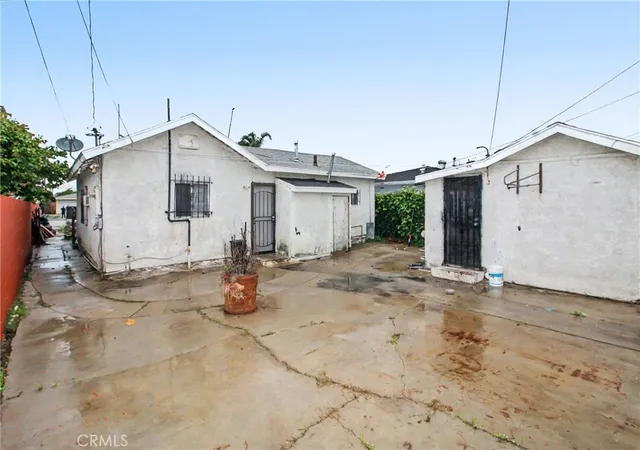 Homes for sale in Hawthorne, CA | 3826 W 115th, Hawthorne, CA 90250 | MLS# OC26076065