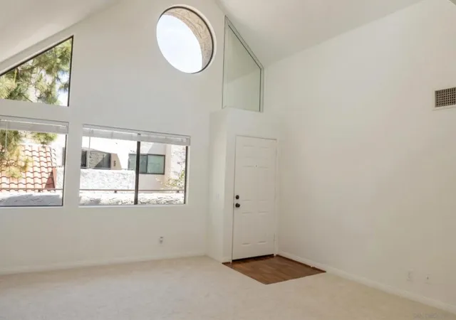 4th image of 11850 Caminito Ronaldo, San Diego, CA 92128