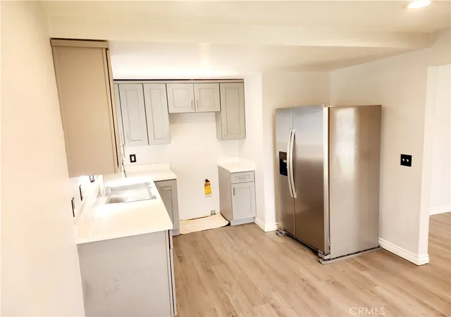 5th image of 323 W 47th, Los Angeles, CA 90037 | MLS# WS26075352
