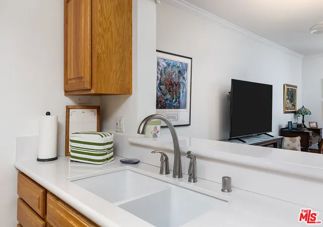 Photo 3 of Condo for sale at 501 Palisades Dr #105, Pacific Palisades, CA 90272 | MLS# 26673457 | Listing updated on 2026-09-20