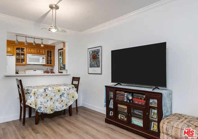 Photo 3 of Condo for sale at 501 Palisades Dr #105, Pacific Palisades, CA 90272 | MLS# 26673457 | Listing updated on 2026-09-20