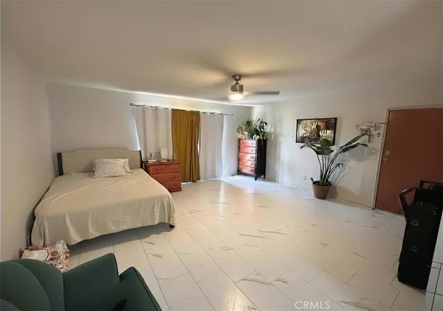 5th image of 31732 Ridge Rte, Castaic, CA 91384